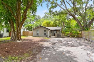2212 11TH AVENUE W, Bradenton, FL 34205