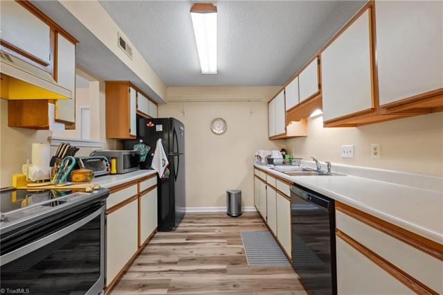 5523 Hornaday Road D, Greensboro, NC 27409