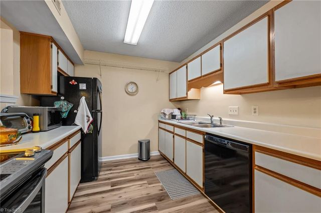 5523 Hornaday Road D, Greensboro, NC 27409