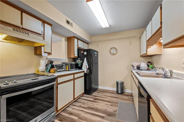 5523 Hornaday Road D, Greensboro, NC 27409