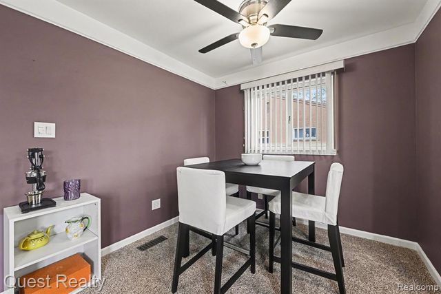 32304 Wisconsin Street, Livonia, MI 48150