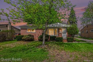 32304 Wisconsin Street, Livonia, MI 48150