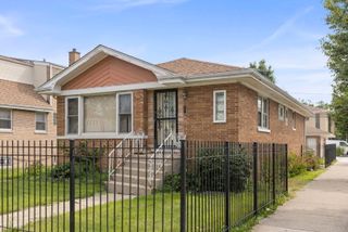 1301 N Latrobe Avenue, Chicago, IL 60651