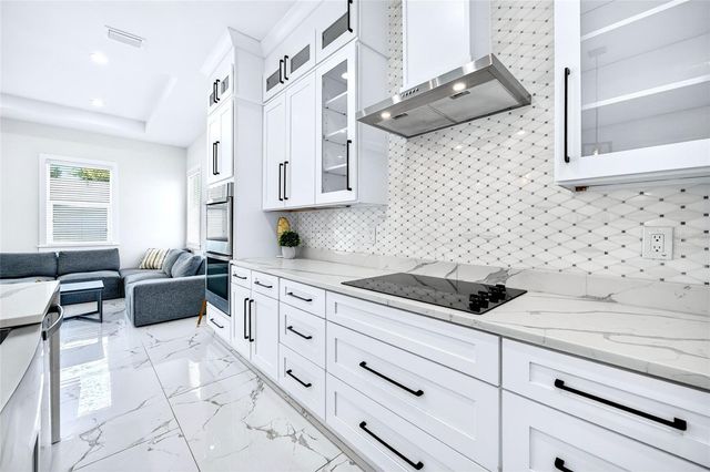 4020 W ARCH STREET, Tampa, FL 33607