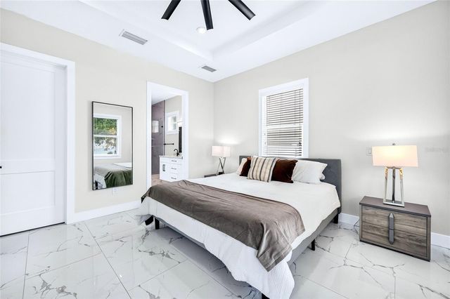 4020 W ARCH STREET, Tampa, FL 33607