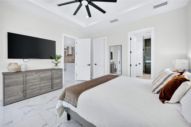 4020 W ARCH STREET, Tampa, FL 33607