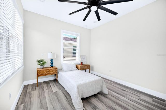 4020 W ARCH STREET, Tampa, FL 33607