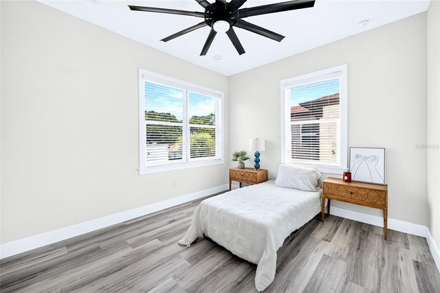 4020 W ARCH STREET, Tampa, FL 33607