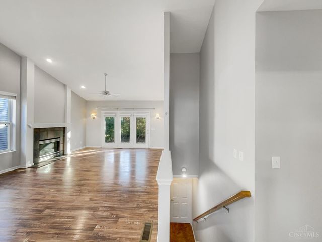 7682 Crystal Cove Pointe, Hamilton Twp, OH 45039