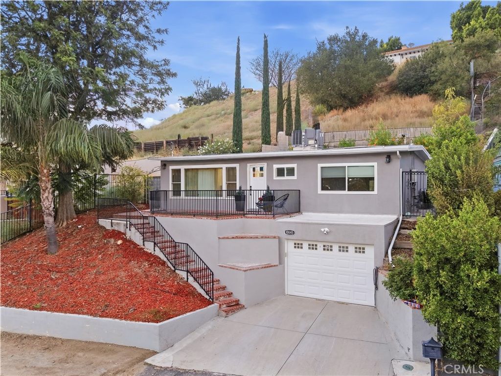 10645 Turnbow, Sunland, CA 91040 — exterior