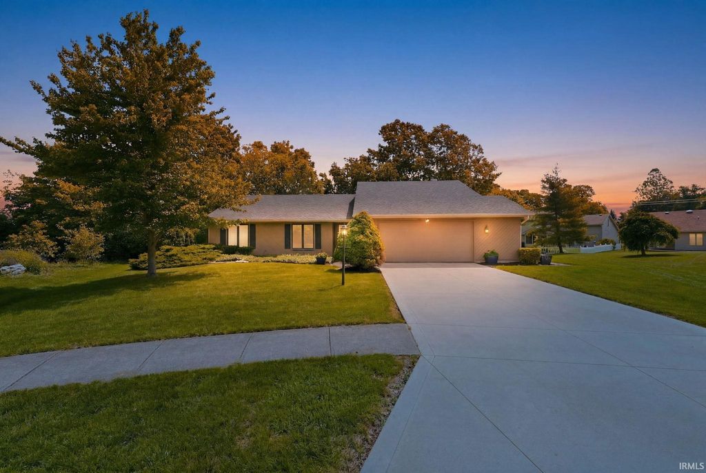 10630 Springtide Way, Fort Wayne, IN 46845