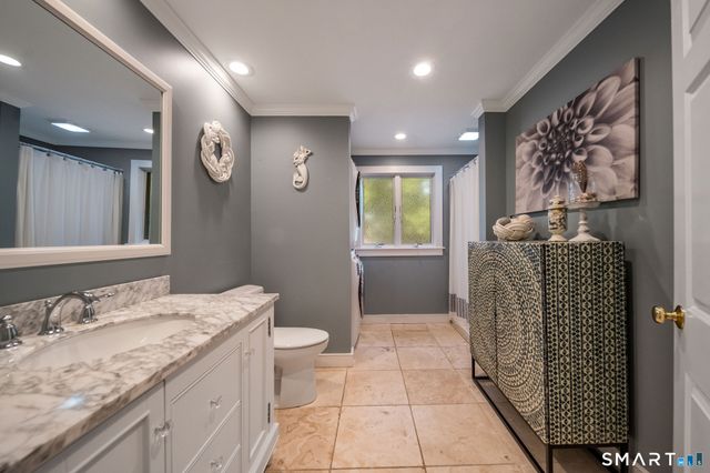 24 Cottage Place, Old Saybrook, CT 06475