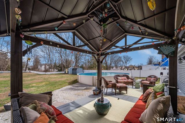 24 Cottage Place, Old Saybrook, CT 06475