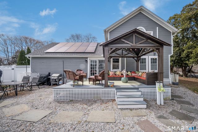 24 Cottage Place, Old Saybrook, CT 06475