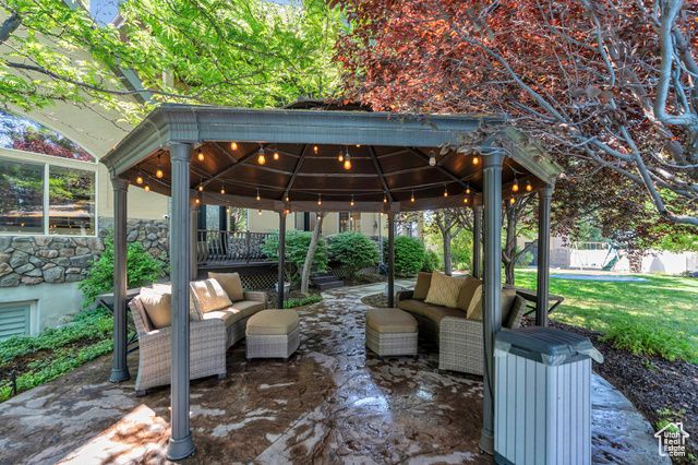 9967 N 6670 W, Highland, UT 84003