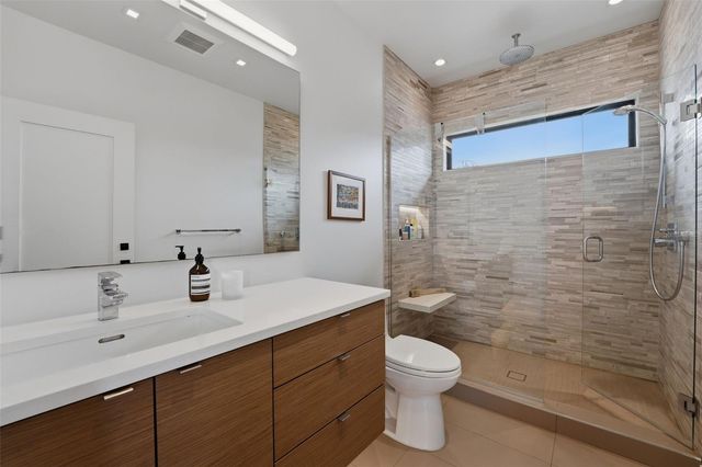 541 S WASHINGTON DRIVE, Sarasota, FL 34236