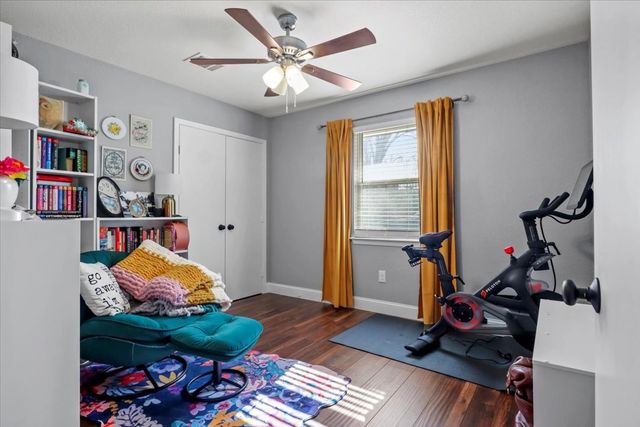 2040 Casa Loma Court, Grapevine, TX 76051