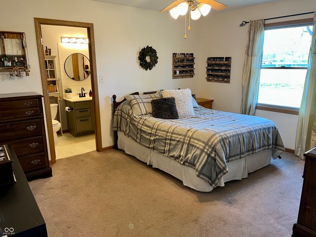 8727 N 30th Street, Terre Haute, IN 47805