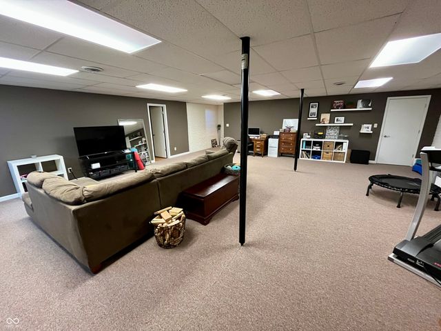 8727 N 30th Street, Terre Haute, IN 47805