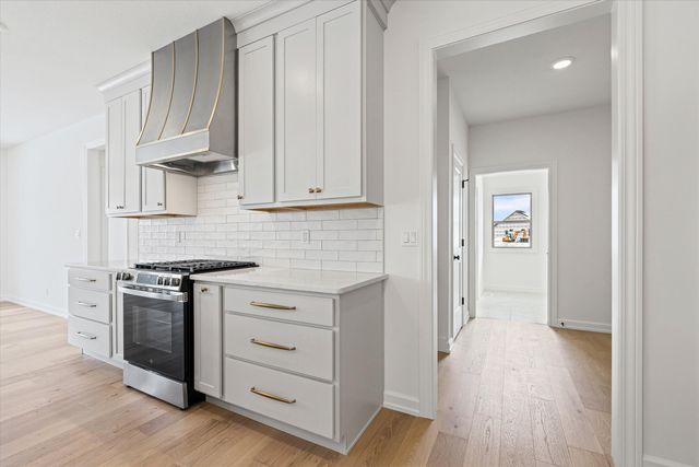 2805 MISTY FLOWER DR, Columbia, MO 65203