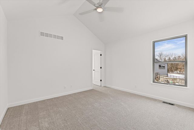 2805 MISTY FLOWER DR, Columbia, MO 65203