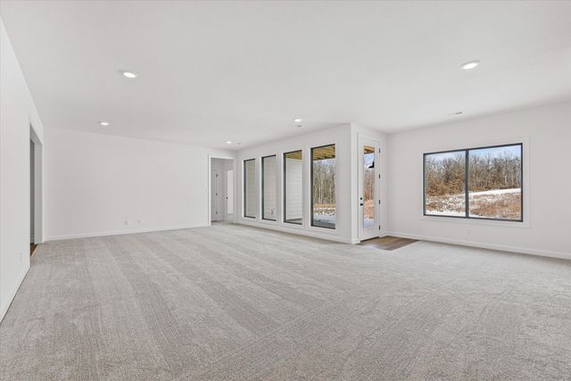 2805 MISTY FLOWER DR, Columbia, MO 65203