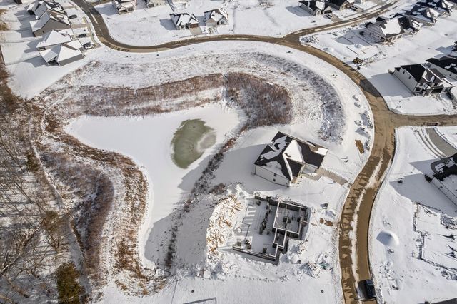 2805 MISTY FLOWER DR, Columbia, MO 65203