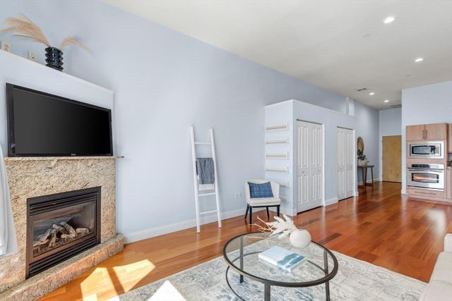 10 Ocean Ave. 208, Revere, MA 02151