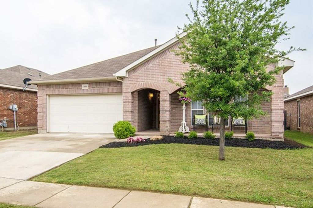 10001 Bull Run, Fort Worth, TX 76177