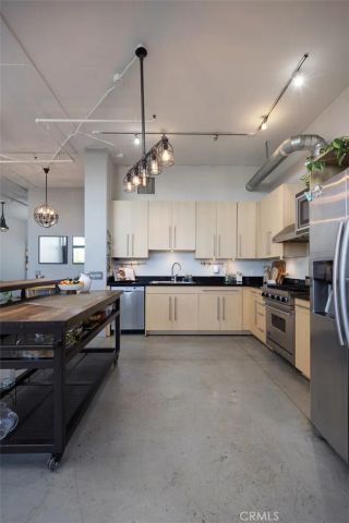 835 Locust Avenue 421, Long Beach, CA 90813