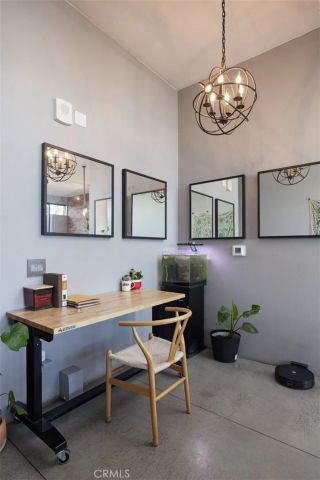 835 Locust Avenue 421, Long Beach, CA 90813