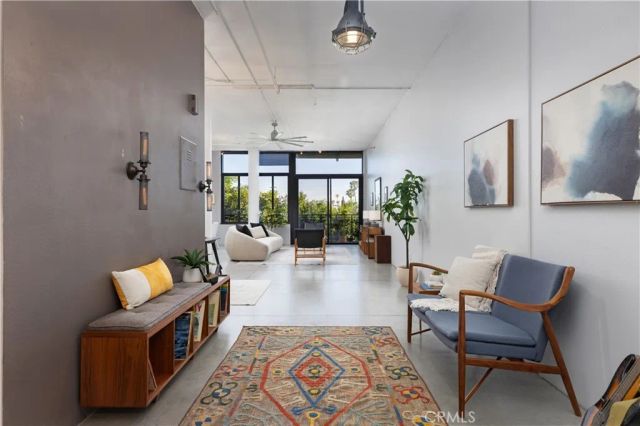 835 Locust Avenue 421, Long Beach, CA 90813