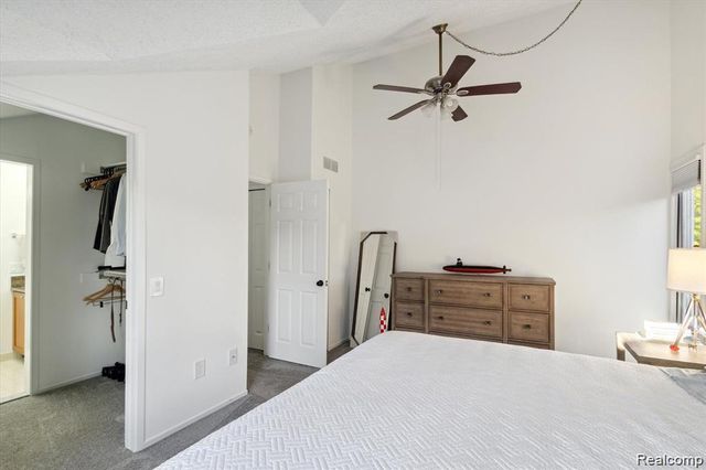 677 E Lincoln Street 4, Birmingham, MI 48009