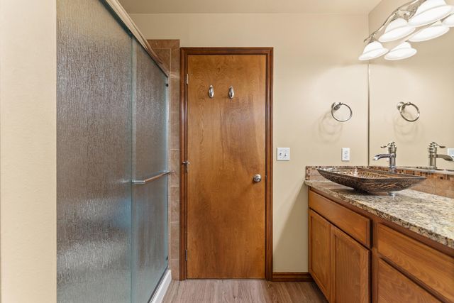 9602 E Hoffman Ln, Spokane, WA 99206