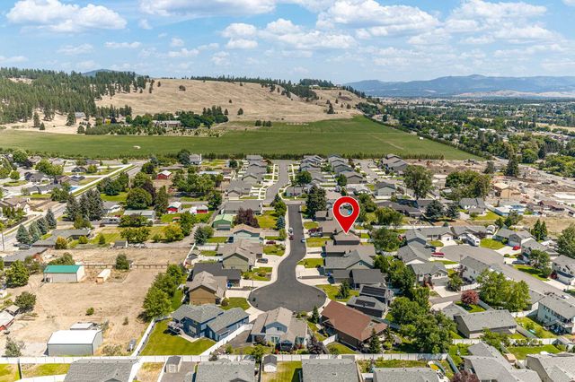 9602 E Hoffman Ln, Spokane, WA 99206