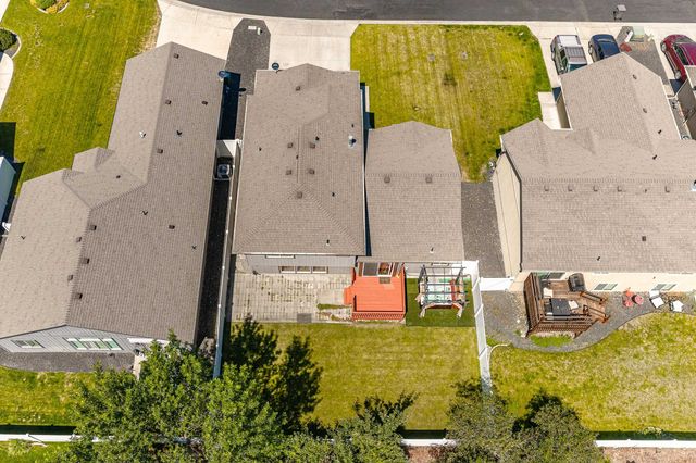 9602 E Hoffman Ln, Spokane, WA 99206