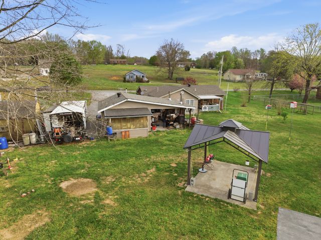 1923 Blue Bird Dr, Pleasant View, TN 37146