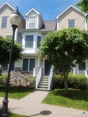 85 Camp Avenue APT 14J, Stamford, CT 06907