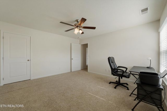 575 Smoky Valley Lane, Seymour, TN 37865