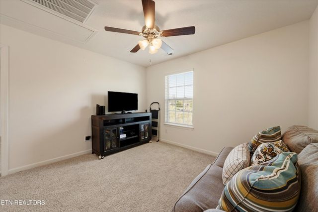 575 Smoky Valley Lane, Seymour, TN 37865