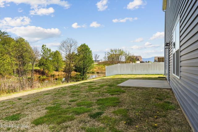 575 Smoky Valley Lane, Seymour, TN 37865