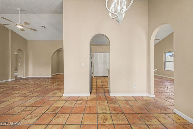 6433 W KINGS Avenue, Glendale, AZ 85306