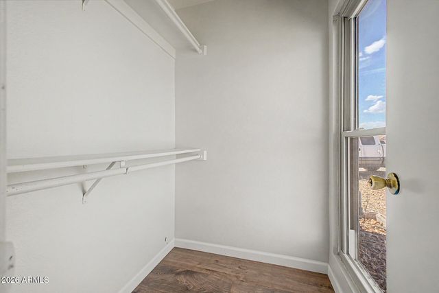 6433 W KINGS Avenue, Glendale, AZ 85306