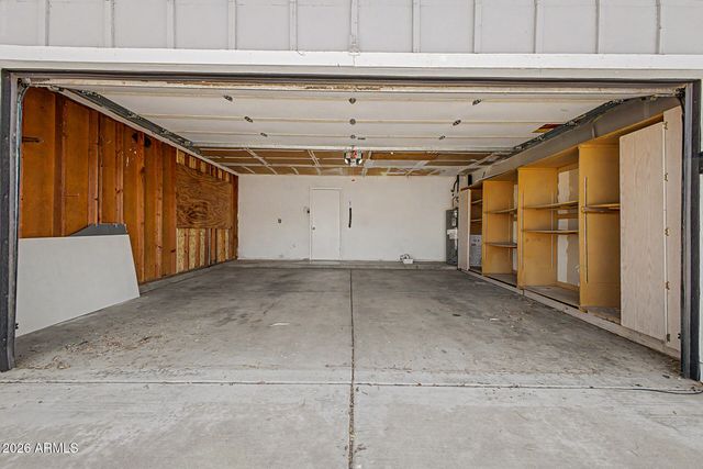 6433 W KINGS Avenue, Glendale, AZ 85306