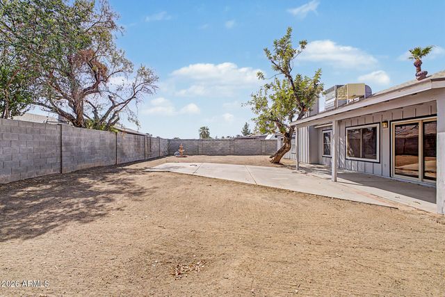 6433 W KINGS Avenue, Glendale, AZ 85306