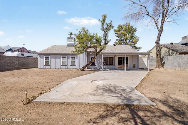 6433 W KINGS Avenue, Glendale, AZ 85306