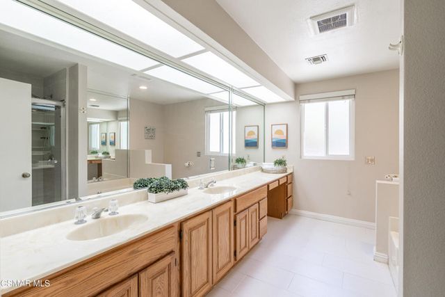 1614 Bonnie Court, Simi Valley, CA 93065