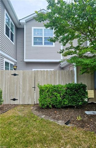 4008 Trenwith LN, Virginia Beach, VA 23456