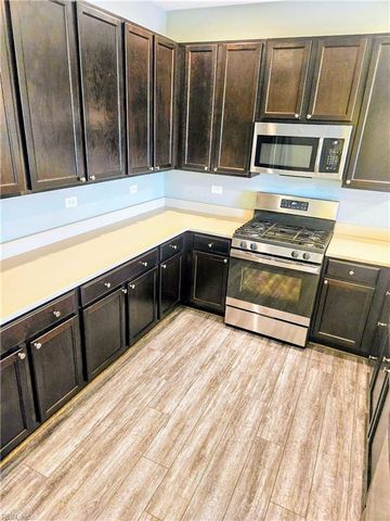 4008 Trenwith LN, Virginia Beach, VA 23456