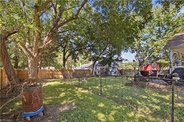 240 Silver Lake Drive, Burlington, NC 27215